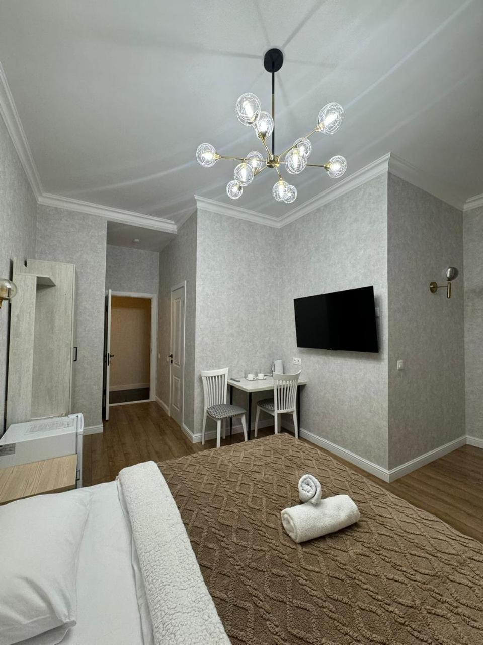Rose Art Hotel Astana Exterior photo